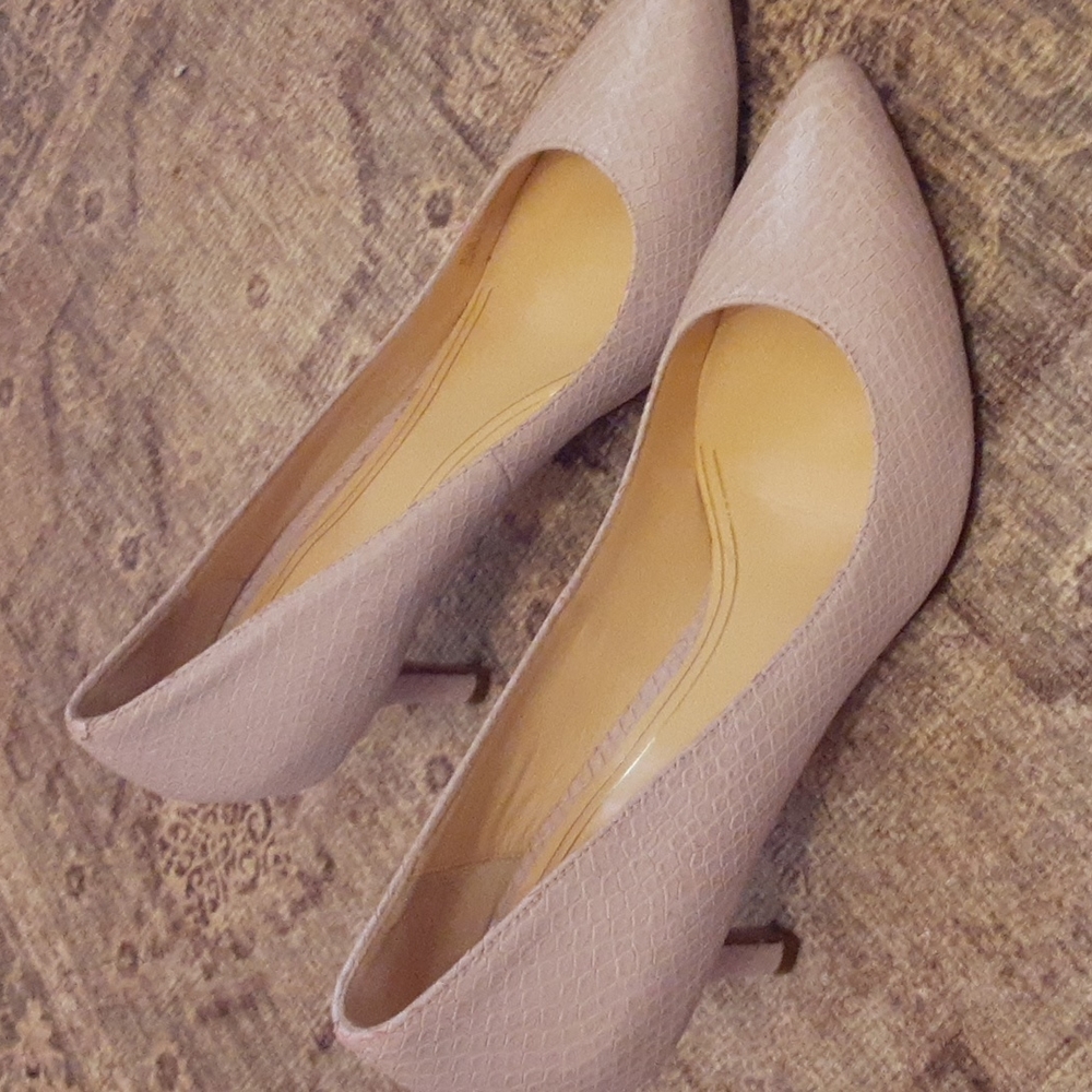 lilac shoes
